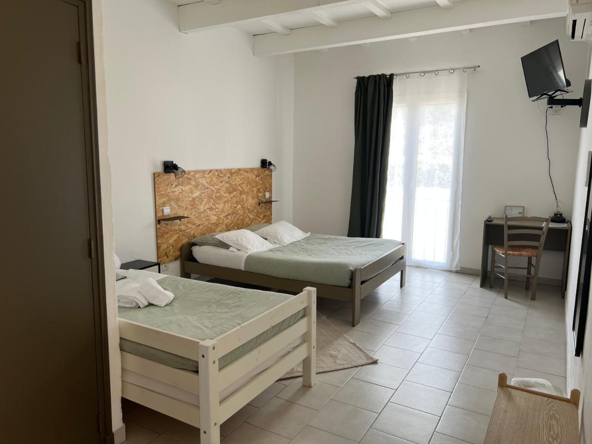 Hotel Lou Castellas Eyguières