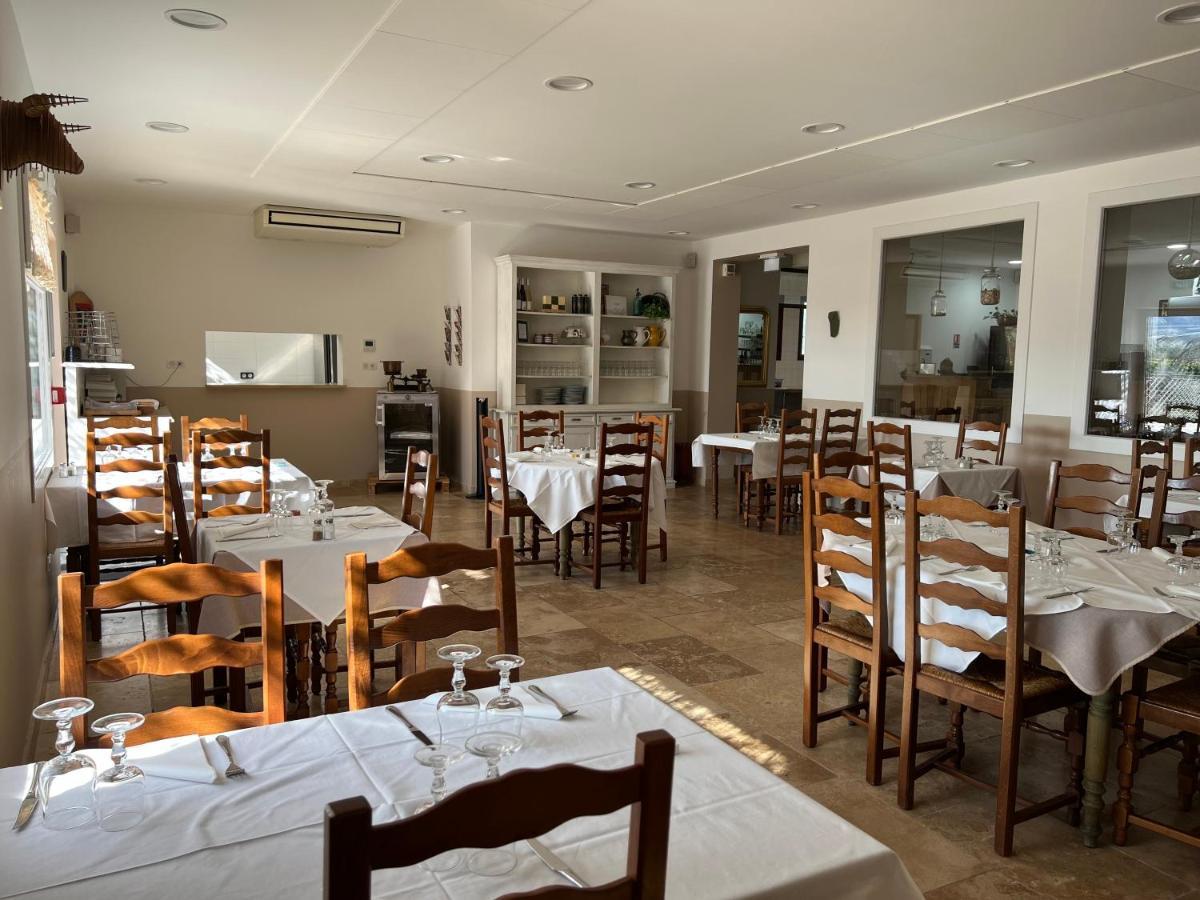 Lou Castellas Hotel